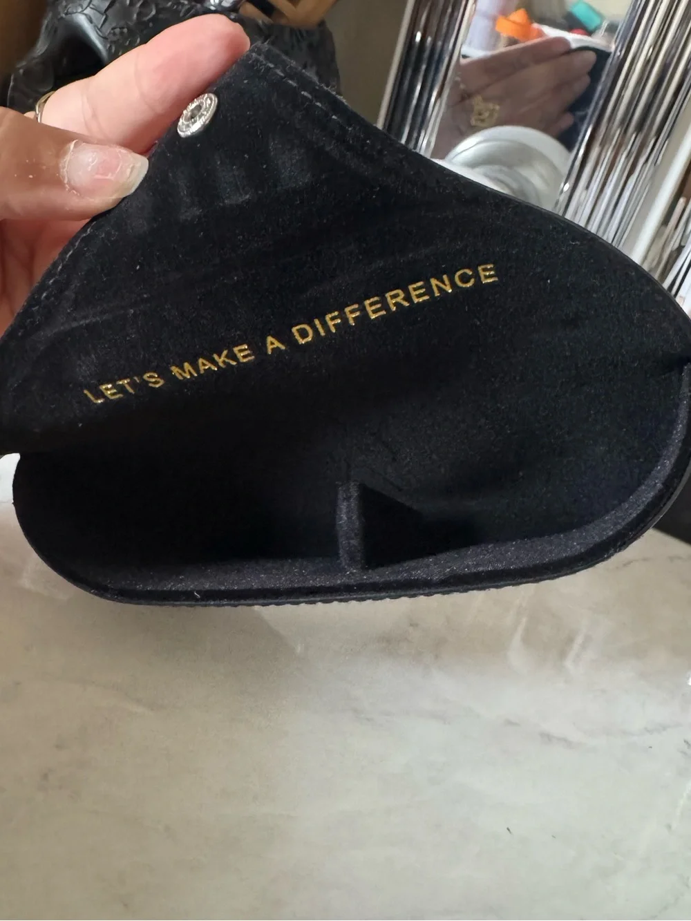 3/$15 DIFF Eyewear Black Foldable Sunglasses Glasses Case Snap Closure